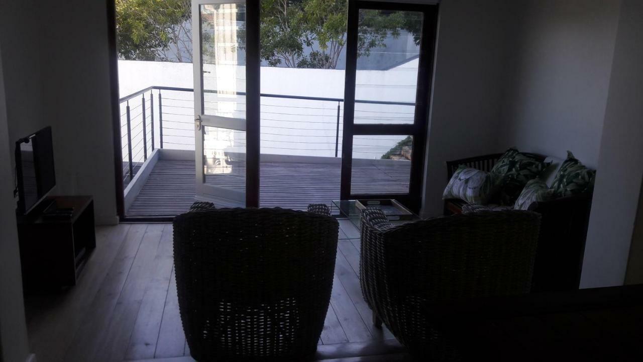 Camps Bay Apartment Cape Town Exterior photo